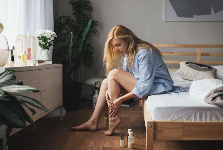 Follow These 5 Expert-Backed Hacks To Keep Skin Hydrated Head-To-Toe