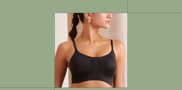 Image of This Is The Comfiest Bra That I Own (& It's Invisible Under T-Shirts)