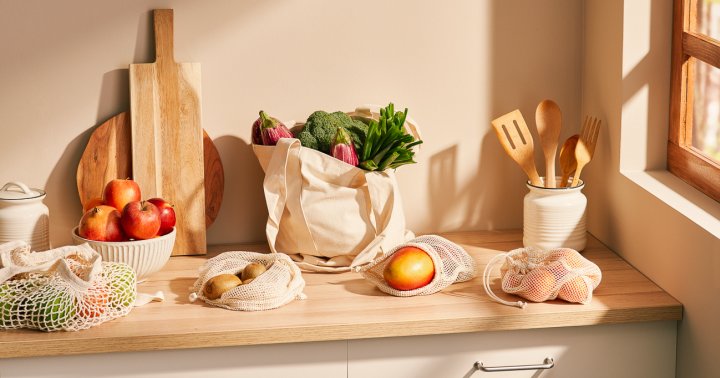 6 Simple Tips For Spring Cleaning Your Diet From The Inside Out