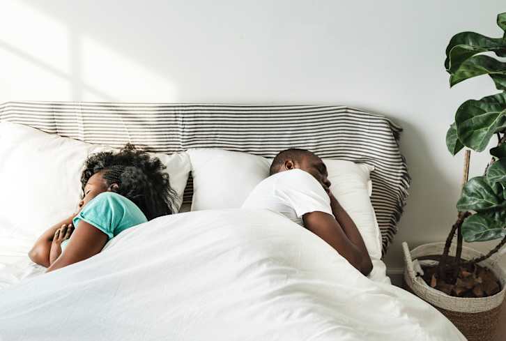This Study Links Sleeping Too Little (Or Too Much) To Reduced Heart Health