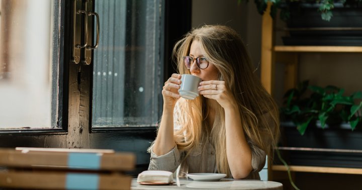 Eat This If You Drank Coffee Too Close To Bedtime, Says A Sleep Expert