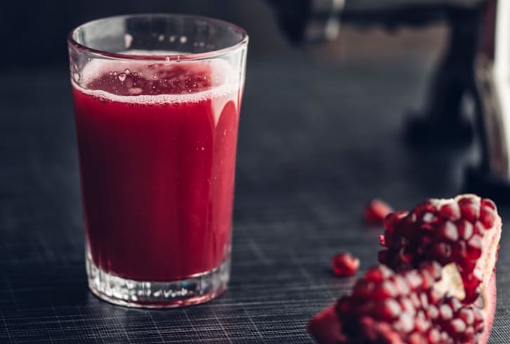 Sipping This Prebiotic-Rich Juice Could Boost Your Gut Health & Skin Appearance