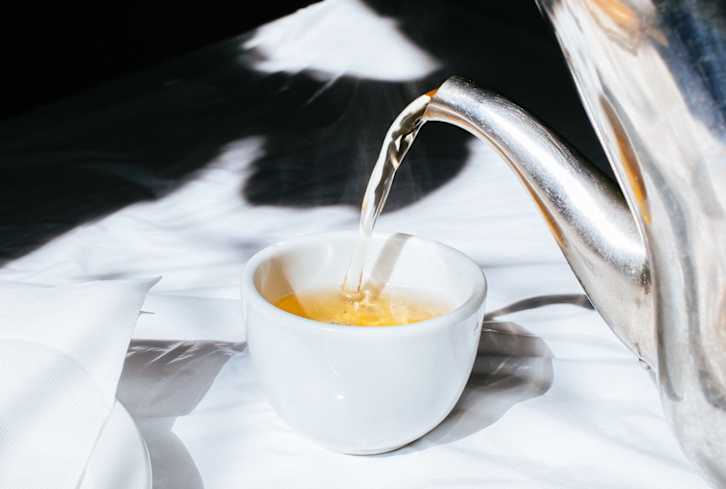 6 Benefits Of The Dandelion Botanical + How To Make Dandelion Root Tea