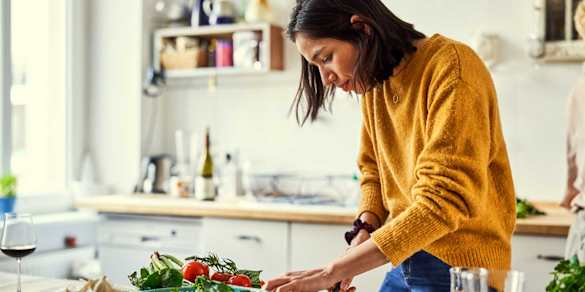 Image of Want Younger-Looking Skin? 176 Studies Say To Eat More Of This Nutrient