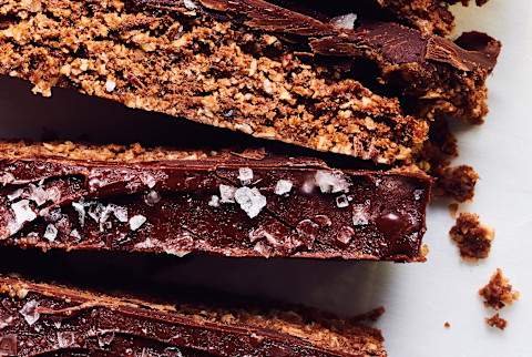 Chocolate walnut oat bars with flaky sea salt Chocolate walnut oat bars with flaky sea salt