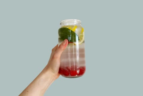 Sexy creatine water with raspberry and lemon