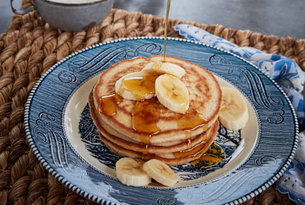 These 10-Minute Protein Pancakes Will Start Your Morning On The Right Foot