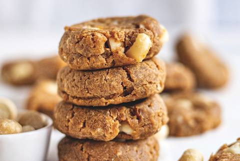 Quick & Easy Vegan Macadamia Nut Cookies Quick & Easy Vegan Macadamia Nut Cookies