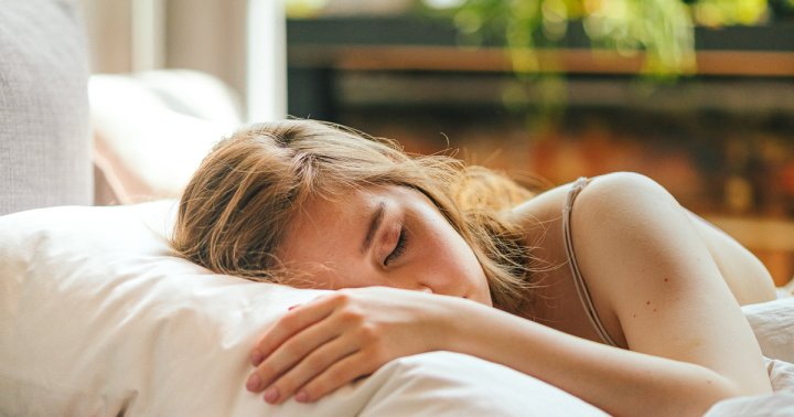 How Much Sleep You Really Need To Maintain A Healthy Weight