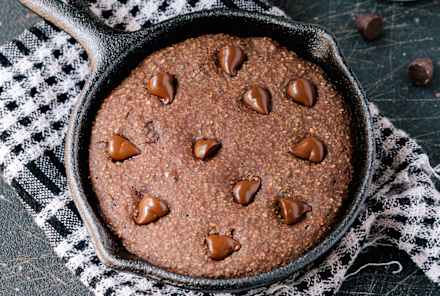 Need A Sweet Treat? Try This Gooey, Protein-Packed Chocolate Chip Skillet