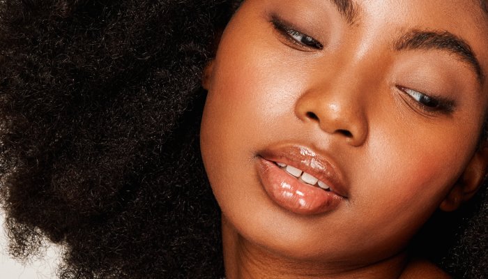 Yep, Sun-Kissed Skin Is Possible In Autumn: A MUA's Go-To Hack (Without Bronzer) 1