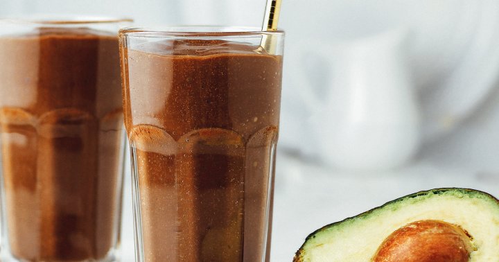 Sneak In Your Veggies With This Avo Chocolate Smoothie Is A Sweet Way To Sneak In Your Veggies With This Avo Chocolate Smoothie Is A Sweet Way To