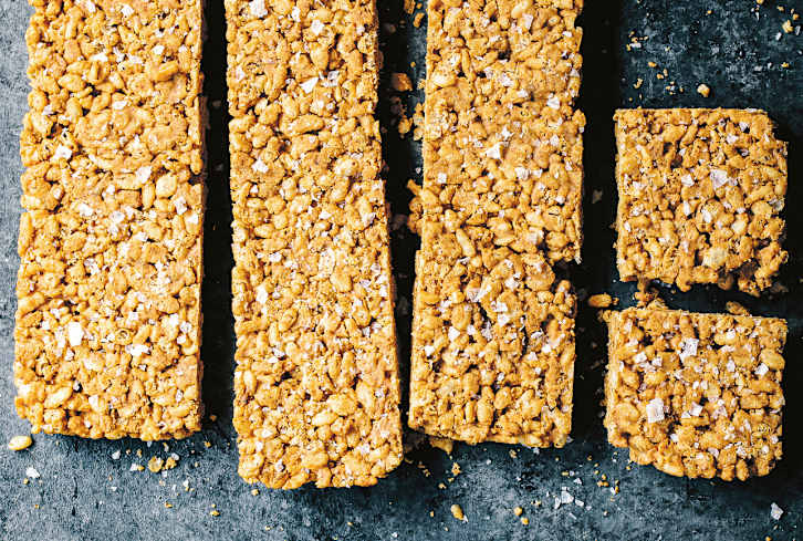 These Salted Nut Butter Rice Crispy Treats Are Low-Sugar & Delicious