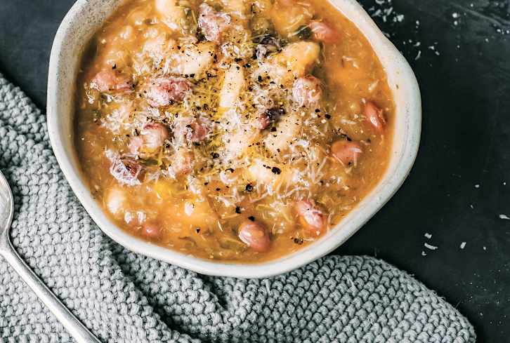 This Pasta e Fagioli Recipe Is Filling, Healthy & Inexpensive