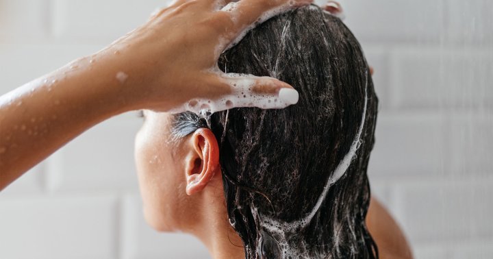 How Shower Pressure Can Dry Out Your Scalp + What To Do