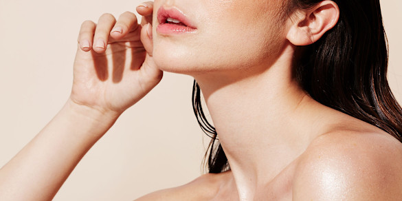Image of 5 Ways To Address Crepey Skin On Your Neck, Backed By Science & Derms
