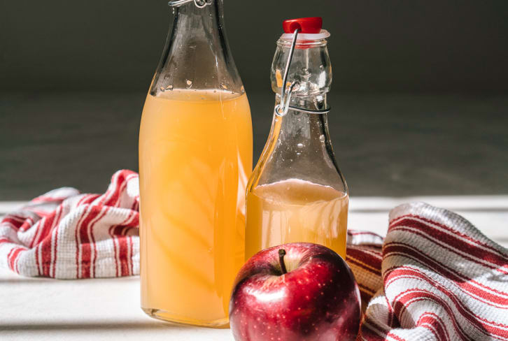 A 2-Ingredient Fruit Fly Trap That Gets Its Star Power From ACV