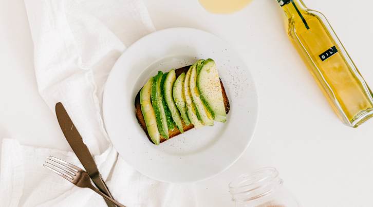 Here's What You Can Expect From Eating One Avocado A Day