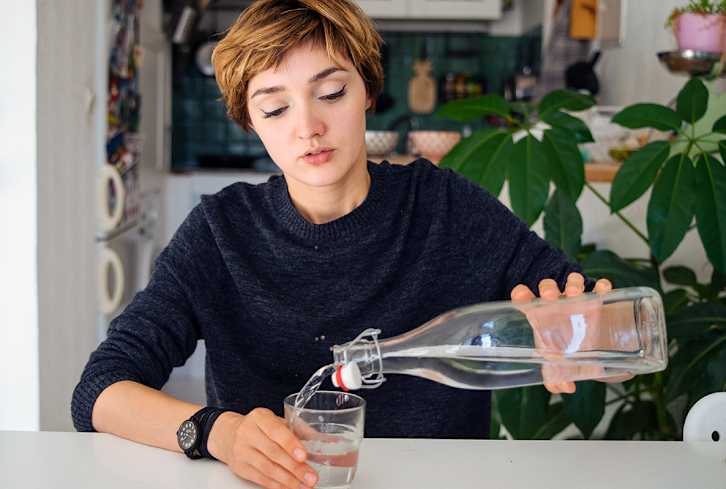 Thinking About Intermittent Fasting? Don't Start With This Method, Experts Warn