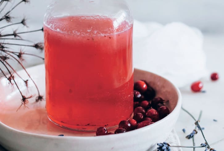 Need A Skin-Brightening Boost? Try This DIY Antioxidant-Rich Toner