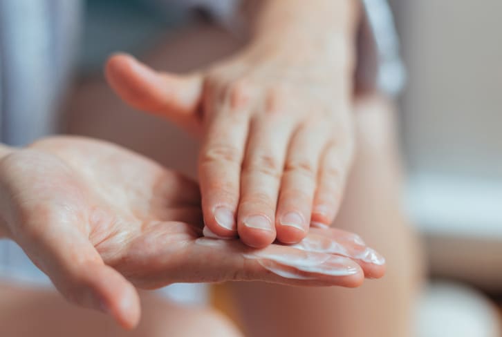 The Unexpected Reasons Your Hands Are Dry & Scaly According To Research