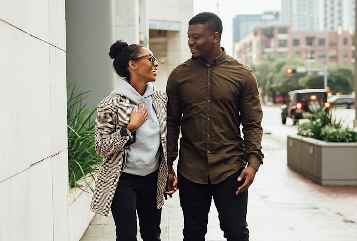 15 Questions To Ask Yourself After A First Date