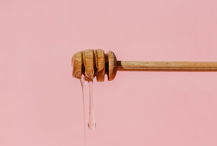 Agave vs. Honey: Which Is Healthier? Nutritionists Weigh In
