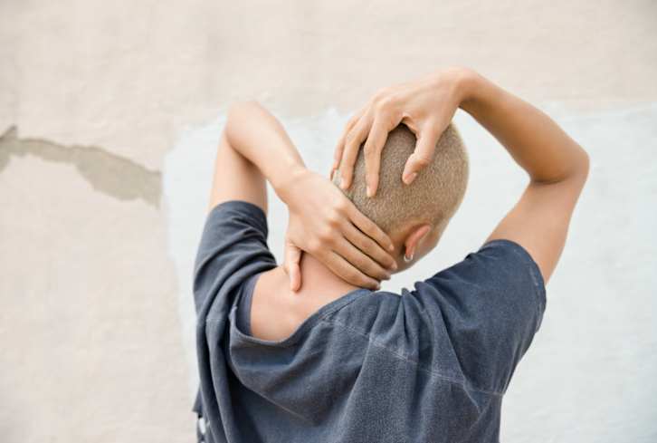 3 Ways To Destigmatize Mental Health, According To A Neuropsychiatrist