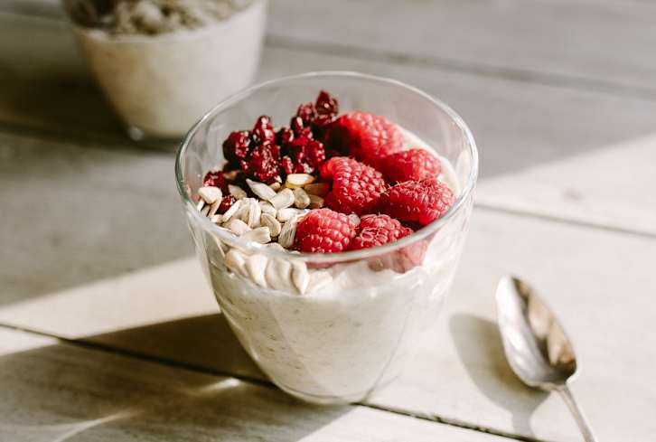 This High-Protein Raspberry Chia Mousse Is The Perfect Grab-&-Go Breakfast