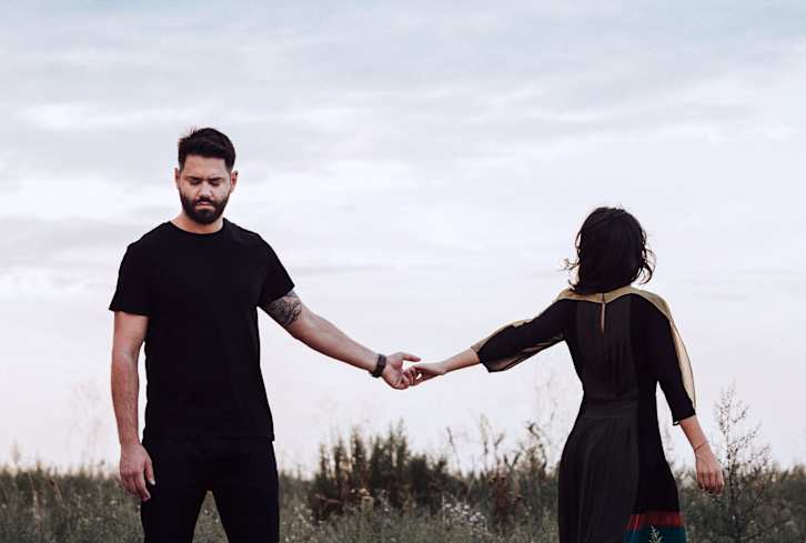 20 Signs Your Relationship Might Be Over, According To Couples' Therapists