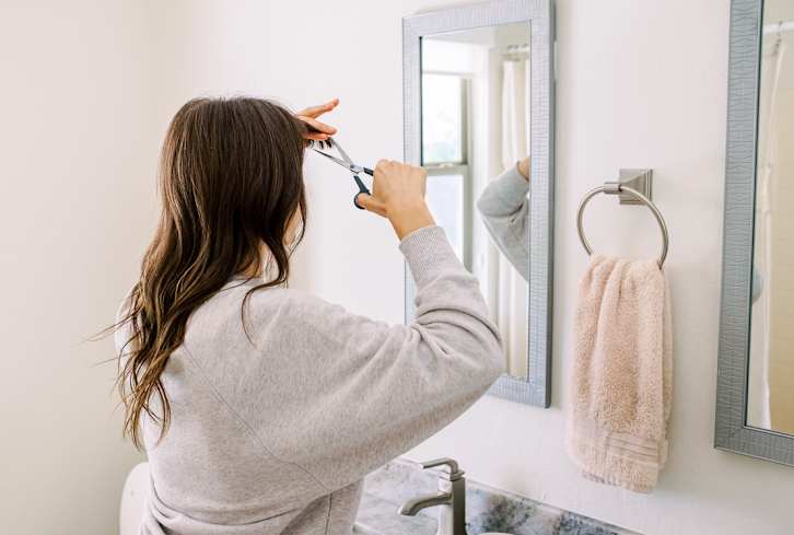 3 Signs Your Hair Is Begging For A Trim, According To Stylists