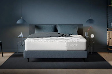 Casper Original Hybrid Mattress in bedroom