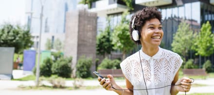 8 Seriously Inspiring Audiobooks For People Who Don't Have Time To Read