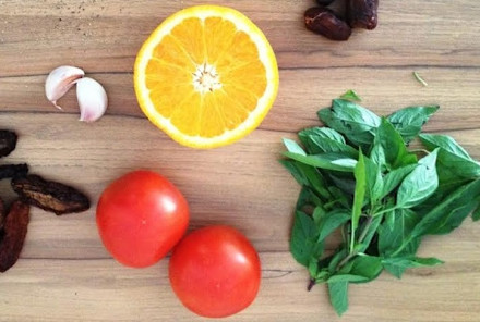 An Oil-Free Dressing That Works On Any Salad!