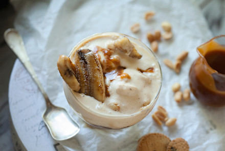 Banana Nice Cream Sundae For All Your Dessert (& Breakfast) Needs