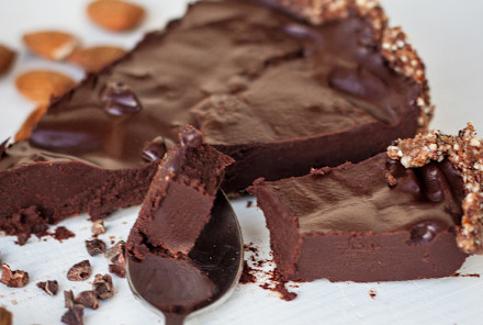A Raw Vegan Chocolate Tart Recipe That Will Rock Your World