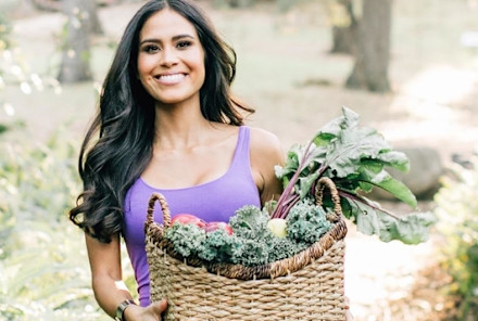 5 Foods To Avoid If You Want Glowing Skin + What To Eat Instead