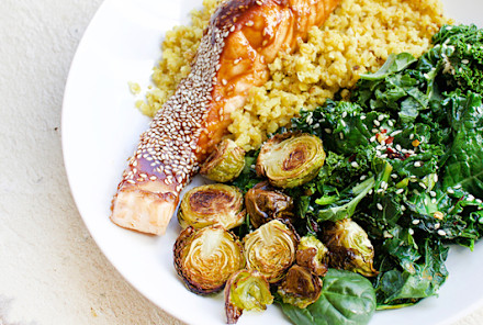 A Nutritionist-Designed Dinner To Calm Inflammation & Heal Your Gut