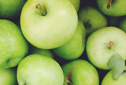 6 Strategies To Eat Your Way Out Of Spring Allergies