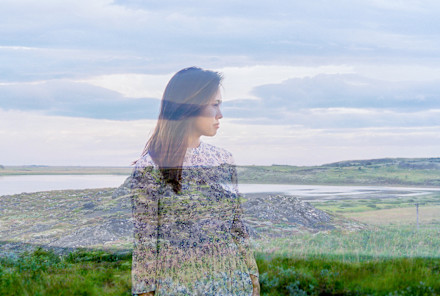 The Brain Has A Negativity Bias. Here's How To Be Happy Anyway