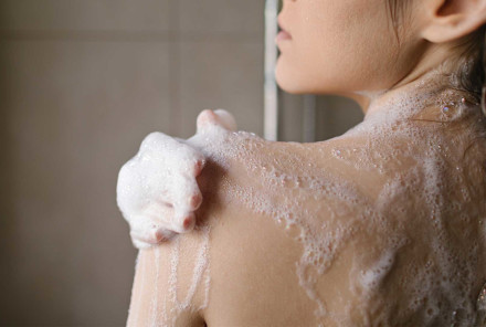 Are Body Wash & Shower Gel Really All That Different? + How To Choose