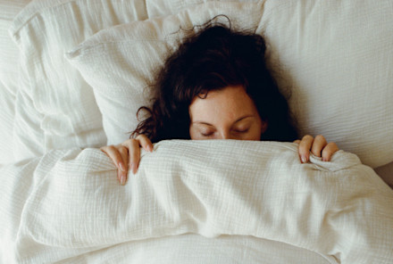 Thinking About HRT? These 9 Symptoms Might Be Your Sign