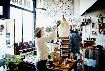 Want To Manifest Your Dream Business This Year? Here Are 5 Steps To Actually Make It Happen