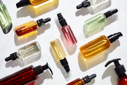 Gotta Go? Spray This 2-Ingredient DIY Bathroom Freshener First
