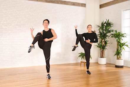 An Ultra-Efficient Abs Workout You Can Do Entirely While Standing