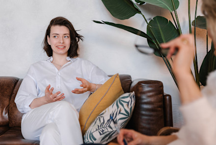 Life Coach vs. Health Coach: What's The Difference & Which One Is More Useful?
