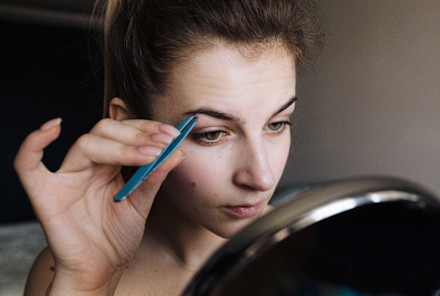 Yes, You Can Pluck Your Own Brows Like A Pro: This 7-Step Guide Is Proof