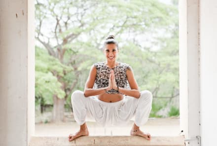 4 Yoga Poses To Keep Your Gut On Track While You Travel