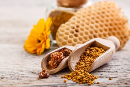 How Bee Pollen Could Treat Your Allergies