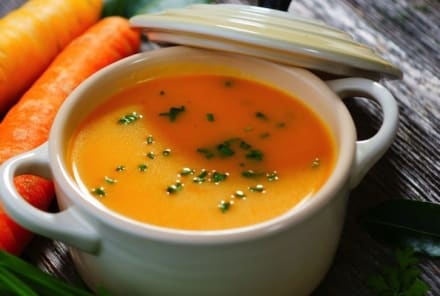Squash, Carrot, and Ginger Soup (A Fall Flavors Bonanza!)